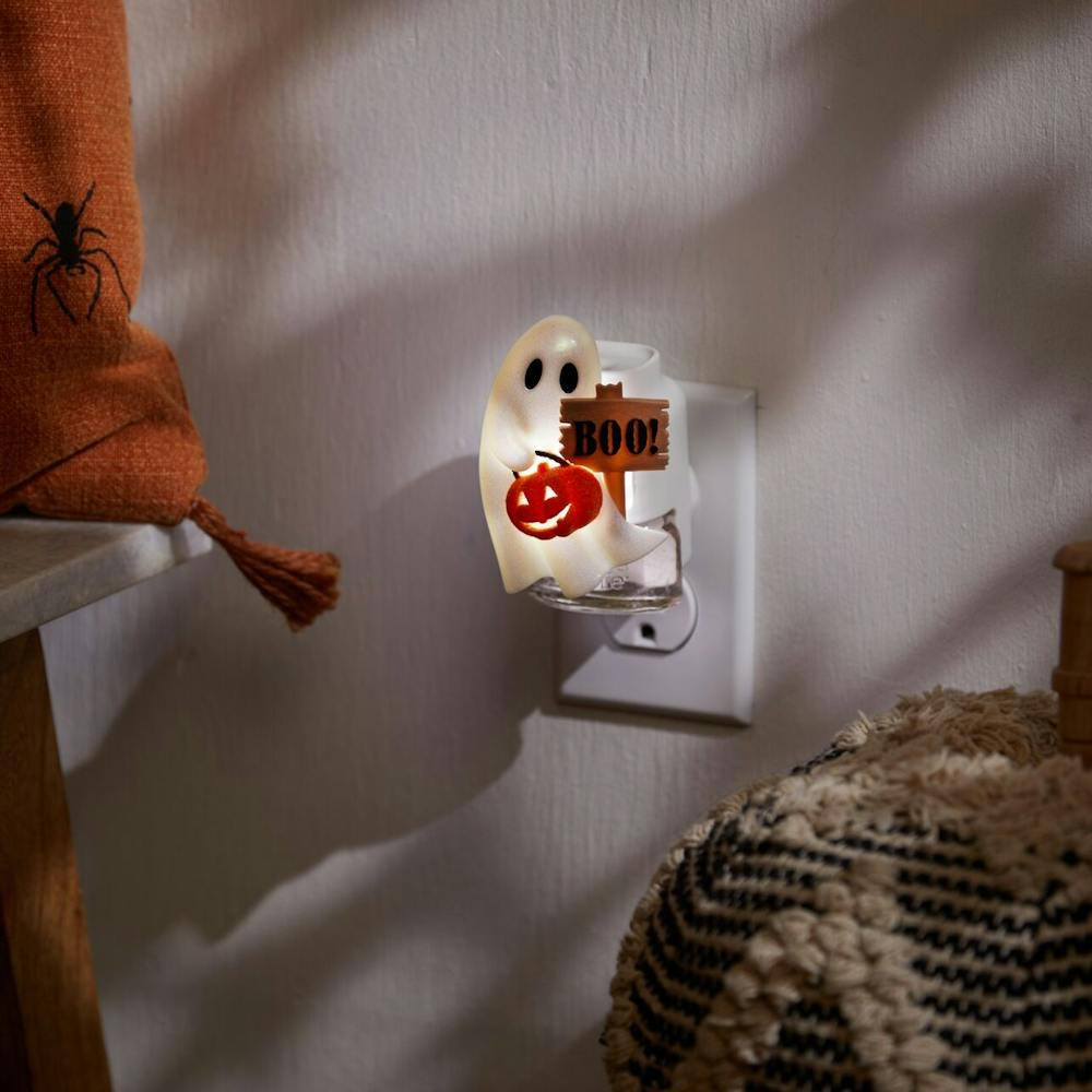 Ghost ScentPlug® Diffuser w/ Light